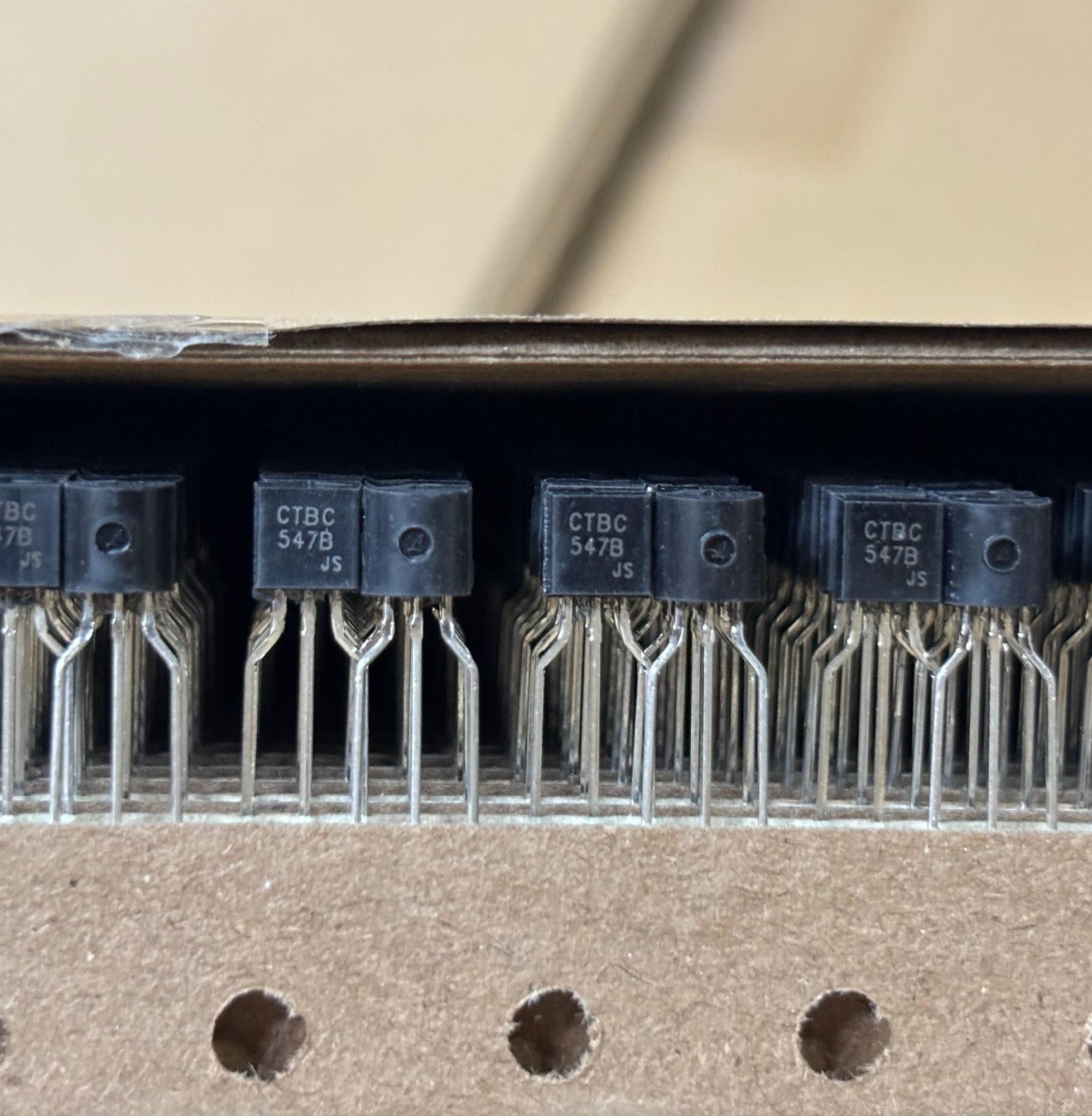 BC547 NPN DIP Transistor